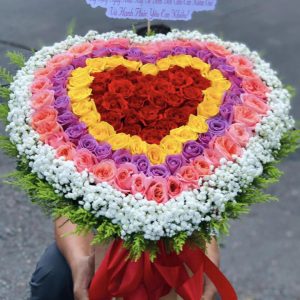 Hạnh Phúc Bên Em