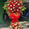 Kệ hoa hồng khai trương, kệ hoa khai trương đẹp, kệ hoa khai trương, mẫu hoa khai trương