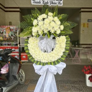 Kệ hoa viếng đẹp, kệ hoa viếng, kệ hoa tang lễ, hoa tang lễ đẹp