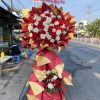 Kệ hoa hồng khai trương, kệ hoa khai trương đẹp, kệ hoa khai trương, mẫu hoa khai trương