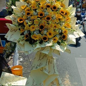 Kệ hoa hồng khai trương, kệ hoa khai trương đẹp, kệ hoa khai trương, mẫu hoa khai trương