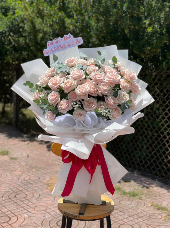 Bó hoa hồng 50 bông