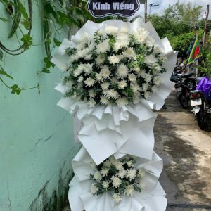 Kệ hoa viếng đẹp, kệ hoa viếng, kệ hoa tang lễ, hoa tang lễ đẹp