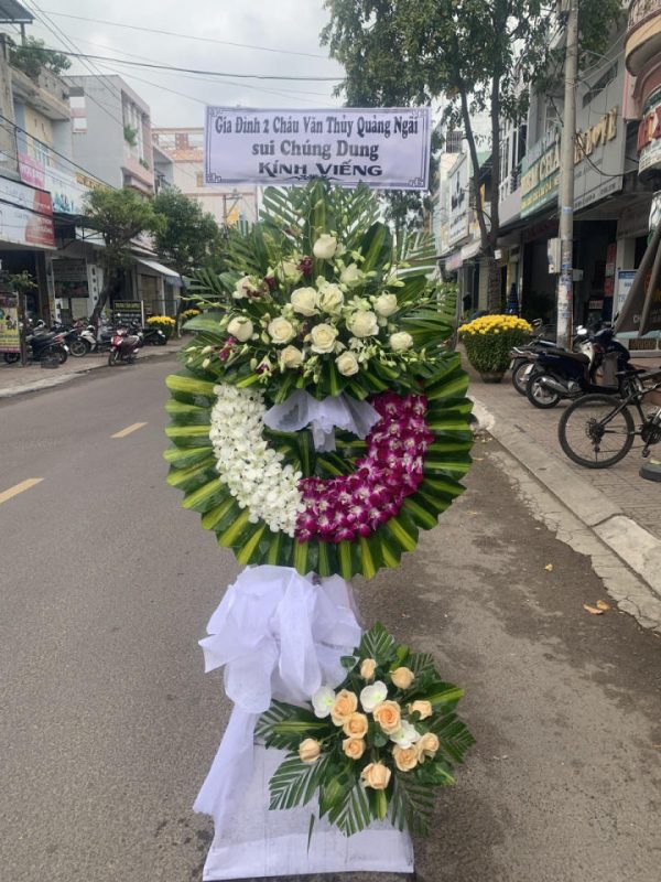 Kệ hoa viếng đẹp, kệ hoa viếng, kệ hoa tang lễ, hoa tang lễ đẹp