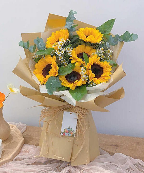 Bó hoa hướng dương cho kỷ yếu