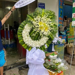 Kệ hoa viếng đẹp, kệ hoa viếng, kệ hoa tang lễ, hoa tang lễ đẹp