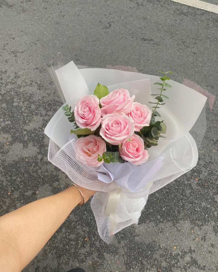 Bó hoa hồng 5 bông