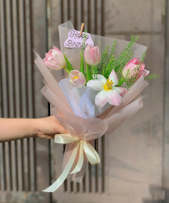 Bó hoa tulip hồng