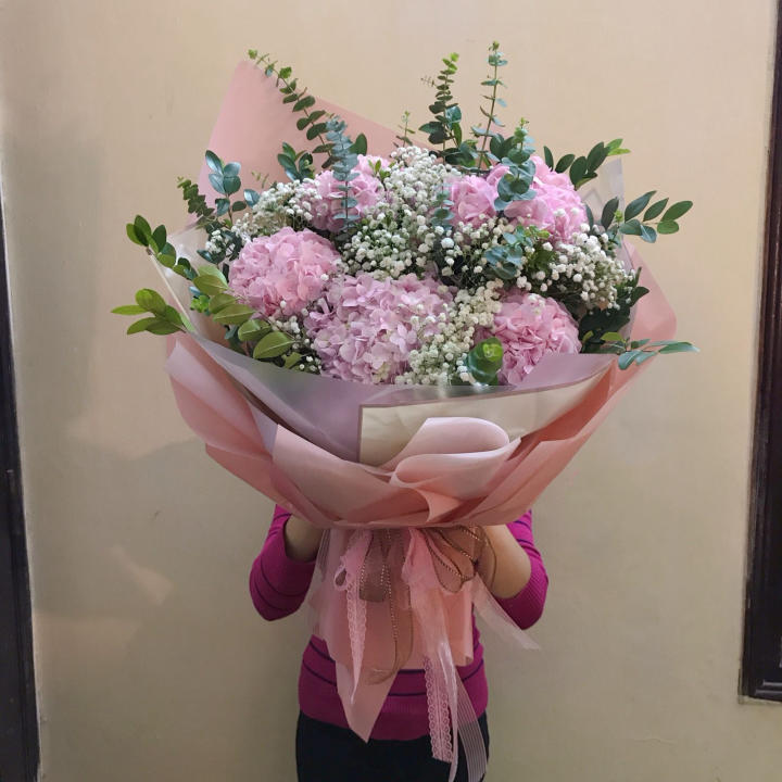 Bó hoa cẩm tú cầu hồng