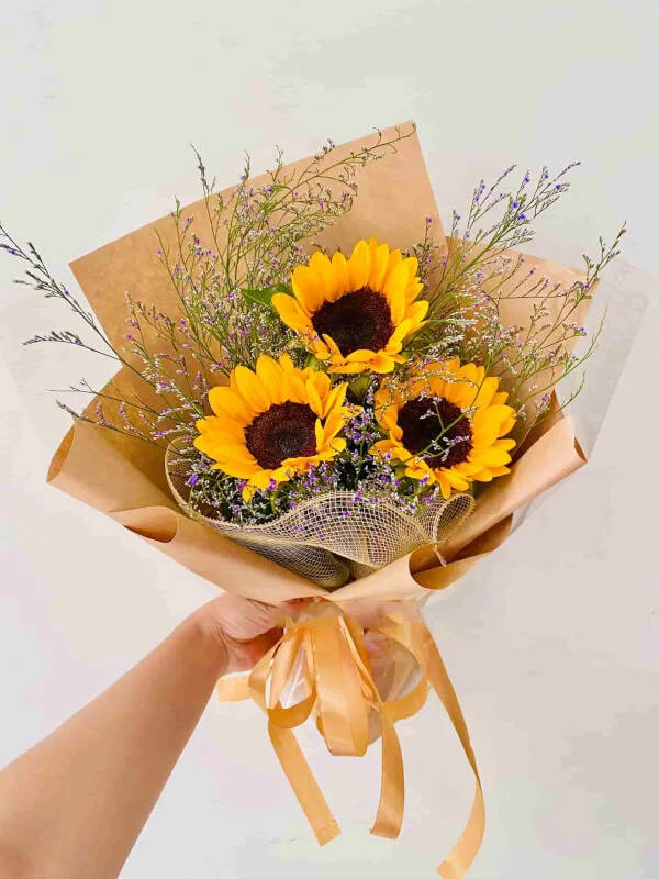 Bó hoa hướng dương cho kỷ yếu