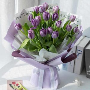 Bó hoa tulip tím
