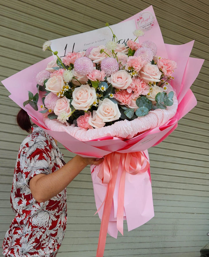 Bó hoa hồng pastel