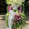 Kệ hoa viếng đẹp, kệ hoa viếng, kệ hoa tang lễ, hoa tang lễ đẹp