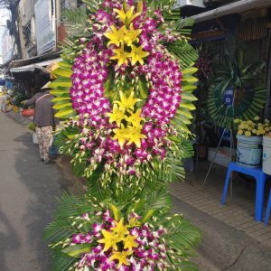 Kệ hoa viếng đẹp, kệ hoa viếng, kệ hoa tang lễ, hoa tang lễ đẹp