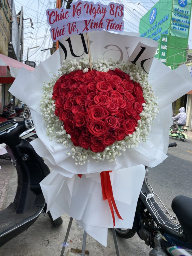 Bó hoa hồng 99 bông