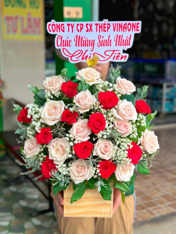 Giỏ hoa khai trương 300k