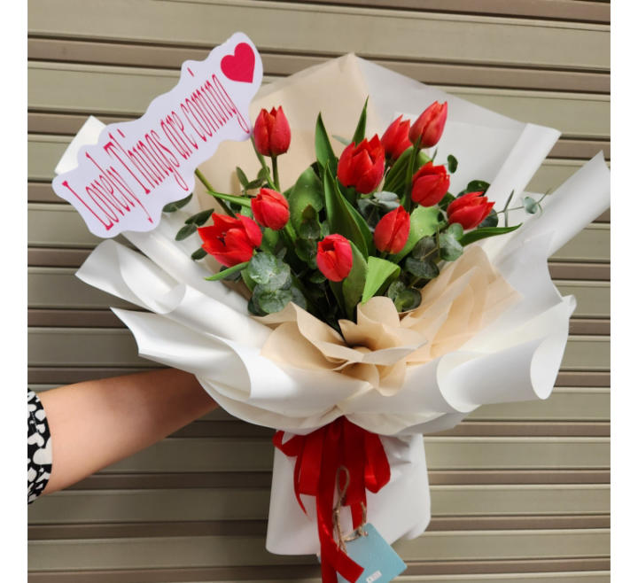 Bó hoa tulip đỏ
