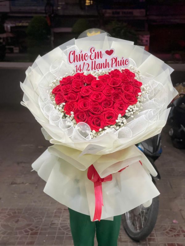 Bó hoa hồng hình trái tim