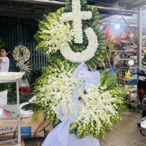 kệ hoa đám tang công giáo, hoa đám tang công giáo, hoa công giáo