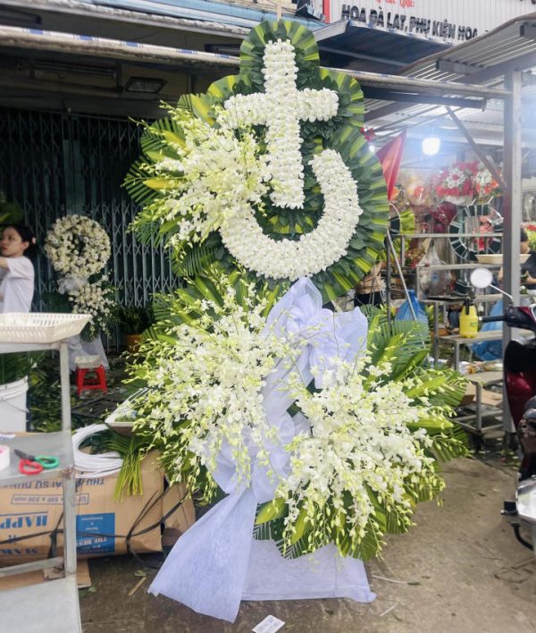 kệ hoa đám tang công giáo, hoa đám tang công giáo, hoa công giáo