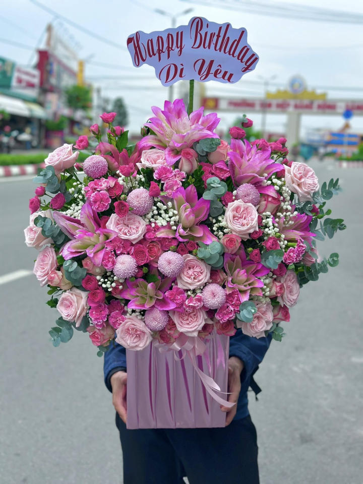 Giỏ hoa sinh nhật, giỏ hoa sinh nhật đẹp, hoa sinh nhật đẹp