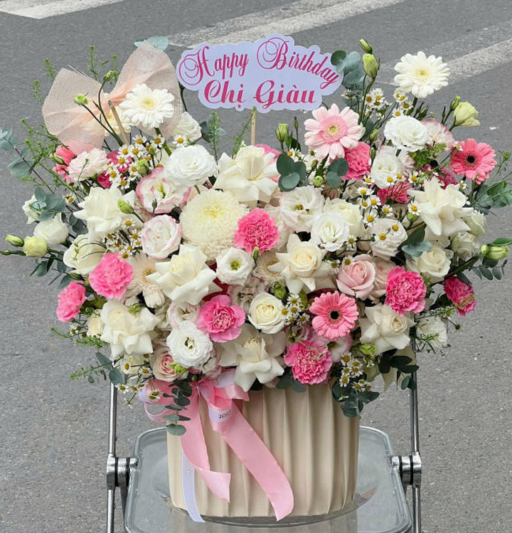 Giỏ hoa sinh nhật, giỏ hoa sinh nhật đẹp, hoa sinh nhật đẹp