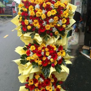 Kệ hoa khai trương đẹp