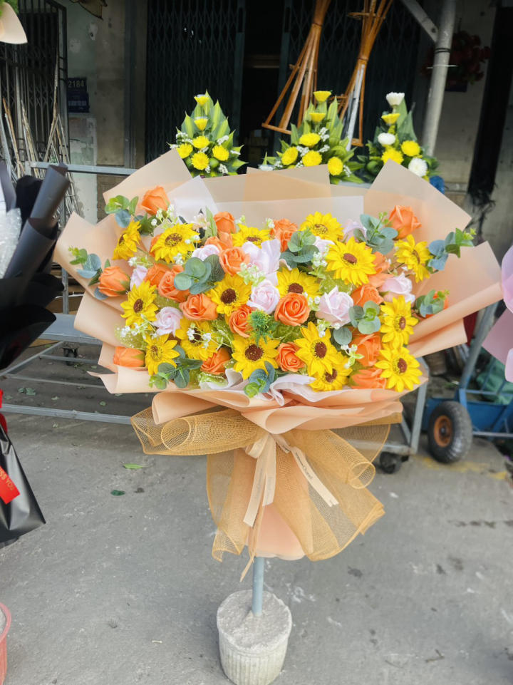 Bó Hoa Sáp Hướng Dương Gửi Trao Niềm Tin Và Hy Vọng