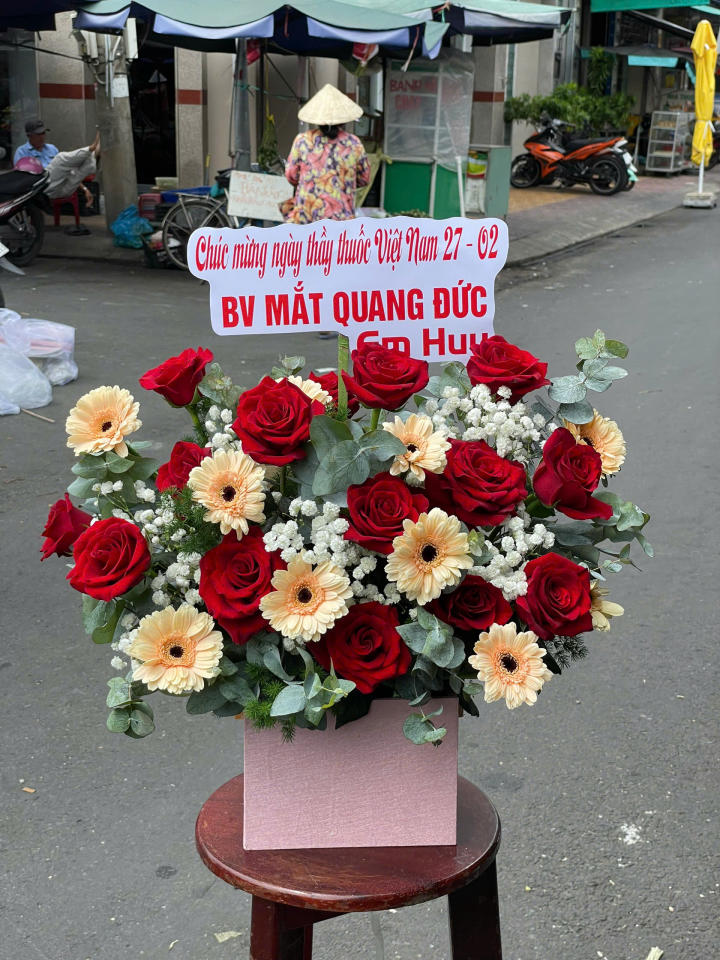 giỏ hoa 27/2, bó hoa 27/2, giỏ hoa 27/2 đẹp, bó hoa 27/2 đẹp