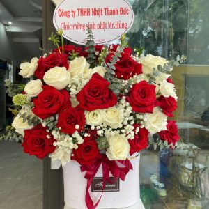 Hoa chúc mừng 8/3 cho cô giáo – Món quà tinh tế gửi trọn yêu thương