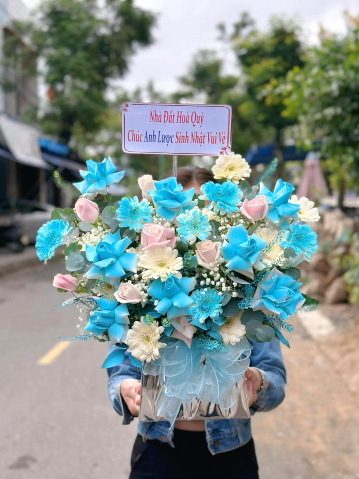 hoa 8/3, bó hoa 8/3, giỏ hoa 8/3, hoa 8/3 đẹp