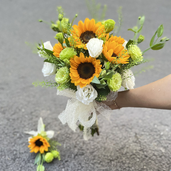 Bó Hoa Cưới Hướng Dương Biểu Tượng Của Hạnh Phúc Viên Mãn