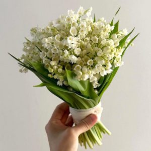 bó hoa cưới linh lan