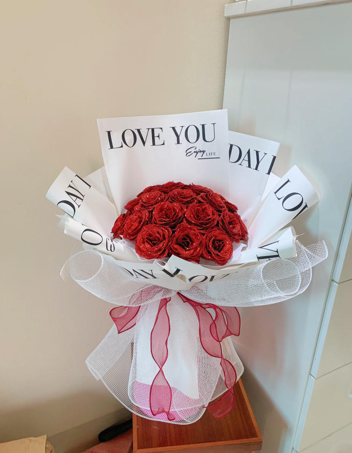 Bó Hoa Sáp 10 Bông Sang Trọng Và Tinh Tế
