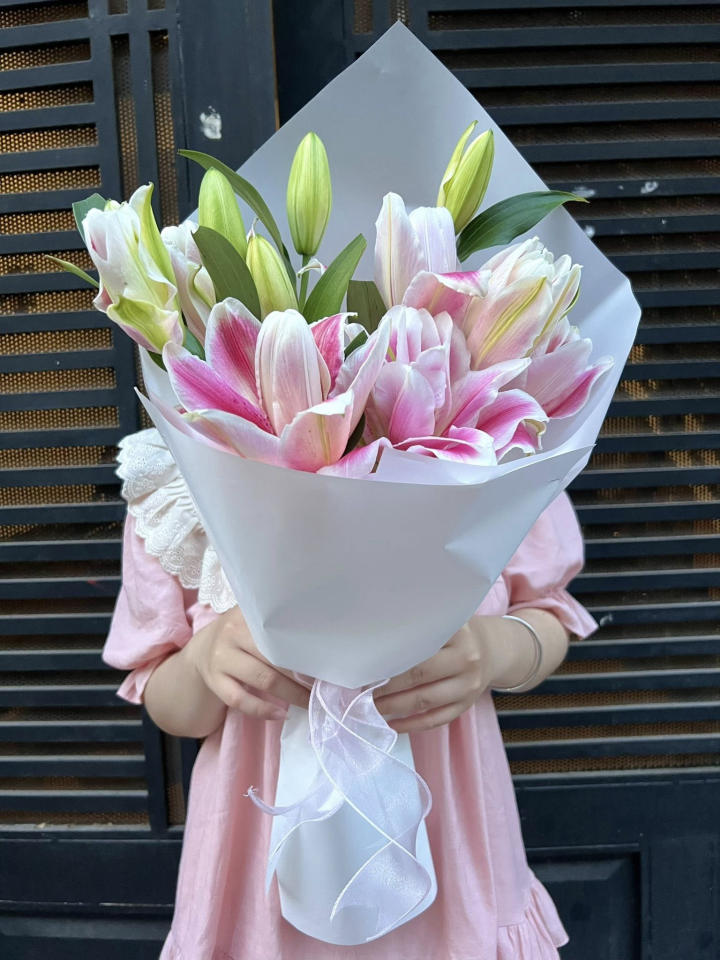 hoa kỷ niệm ngày cưới
